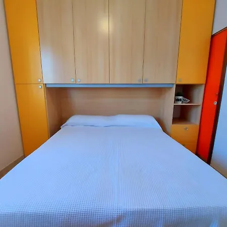 Adriana 4 Apartamento *